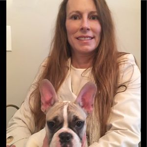 Meet your Posher, Connie